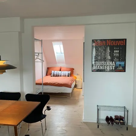 Fin lejlighed med adgang til tagterrasse Lejlighed