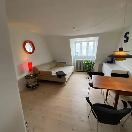 Fin lejlighed med adgang til tagterrasse Lejlighed København